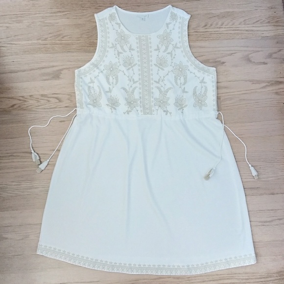 J. Jill Dresses & Skirts - J. Jill White Soft Cotton Blend Embroidered Dress